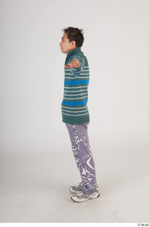 Photos of Hitarashi Hachigoro standing t poses whole body 0002.jpg